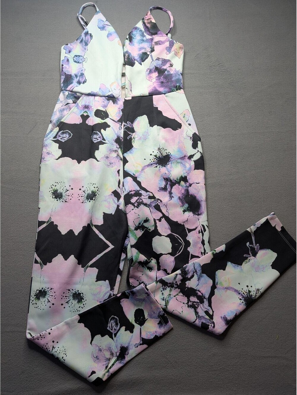 ASOS Jumpsuit Womens 8 Multicolor Floral V Neck Sleeveless Pockets Party